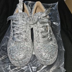 Silver glitter shoes with glitter laces